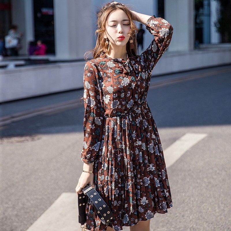 最新碎花裙時(shí)尚風(fēng)潮，讓你成為春日焦點(diǎn)！