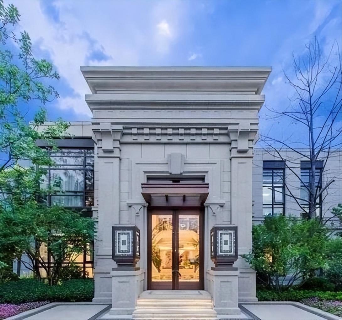 時(shí)代變遷的象征，最新大門(mén)的開(kāi)啟