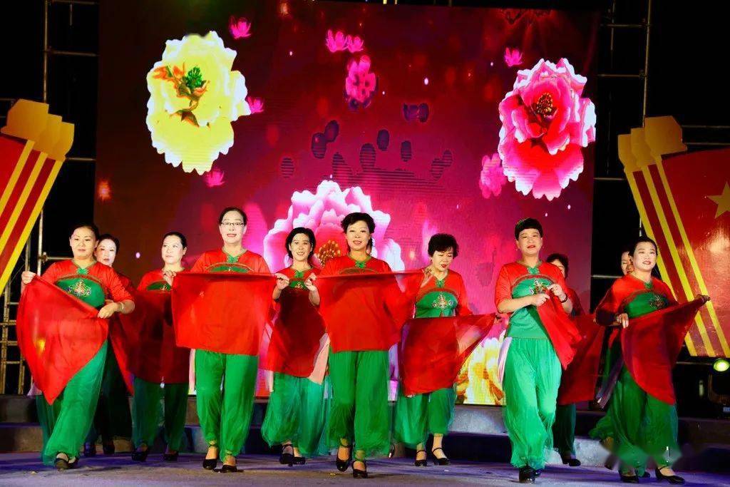 最新國慶見(jiàn)聞分享，節日盛況與個(gè)人體驗記錄