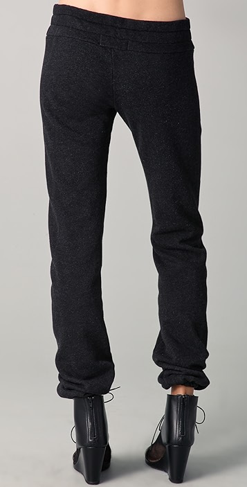 十字褲最新潮流，時(shí)尚潮流還是爭議話(huà)題？