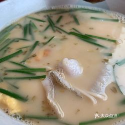 探尋黃魚(yú)最新美食熱門(mén)目的地，海鮮美食盛宴等你來(lái)體驗！